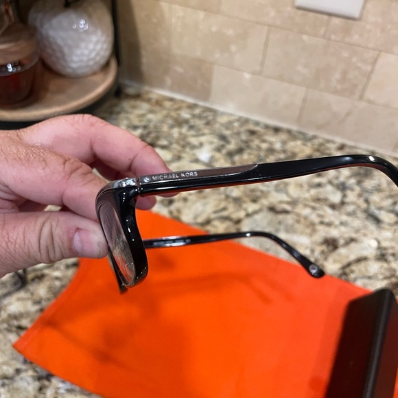Micheal Kors rx prescription glasses with case. - Picture 6 of 8